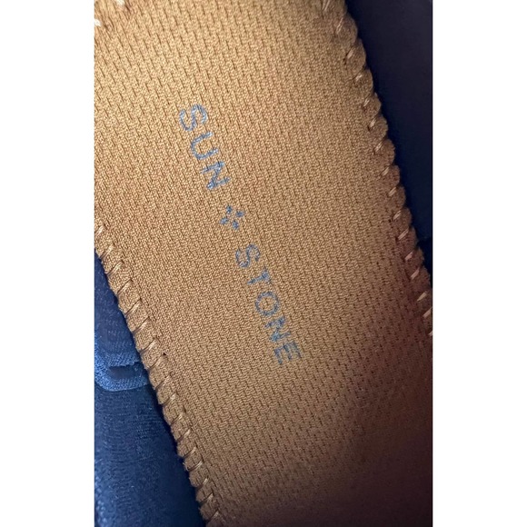 SUN + STONE NAVY BLUE BOYS KIVA SNEAKER Size 5 NWOT - Picture 6 of 7